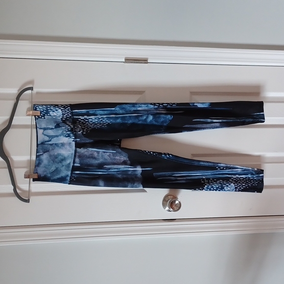 Beyond Yoga Leggings - Picture 1 of 2